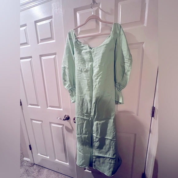 MINT STRAPLESS, LONG-SLEEVED, LINEN TIE-DETAILED MAXI DRESS Sz S - Picture 7 of 7